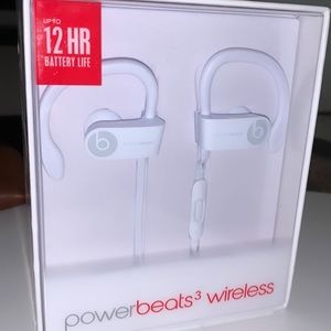 Powerbeats3